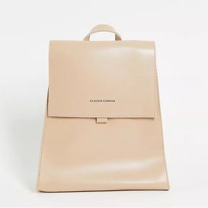 Elegant nude backpack